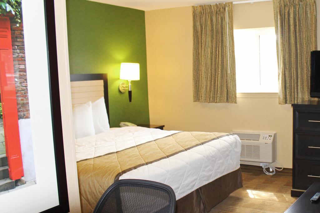 Extended Stay America Select Suites - Chesapeake - Churchland Blvd Kültér fotó